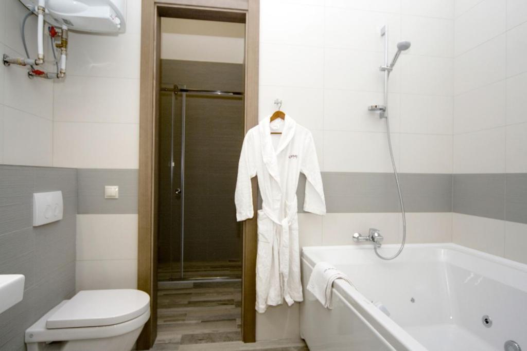 Summit Apartments Kyiv Exterior photo